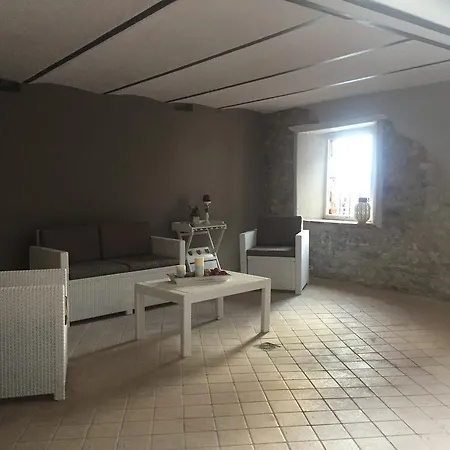 Salita Nizza Новелло